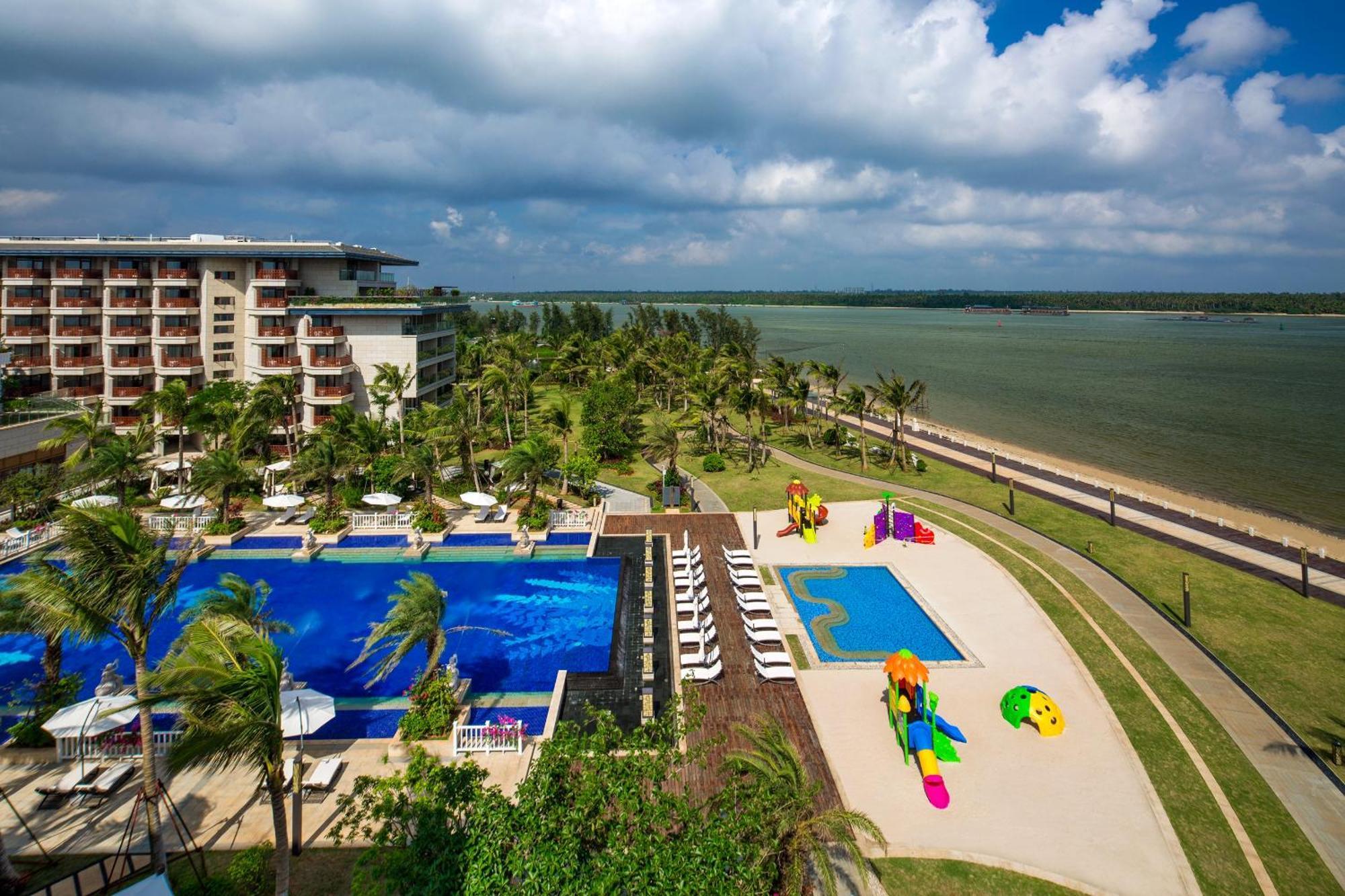 Wyndham Grand Plaza Royale Wenchang Экстерьер фото