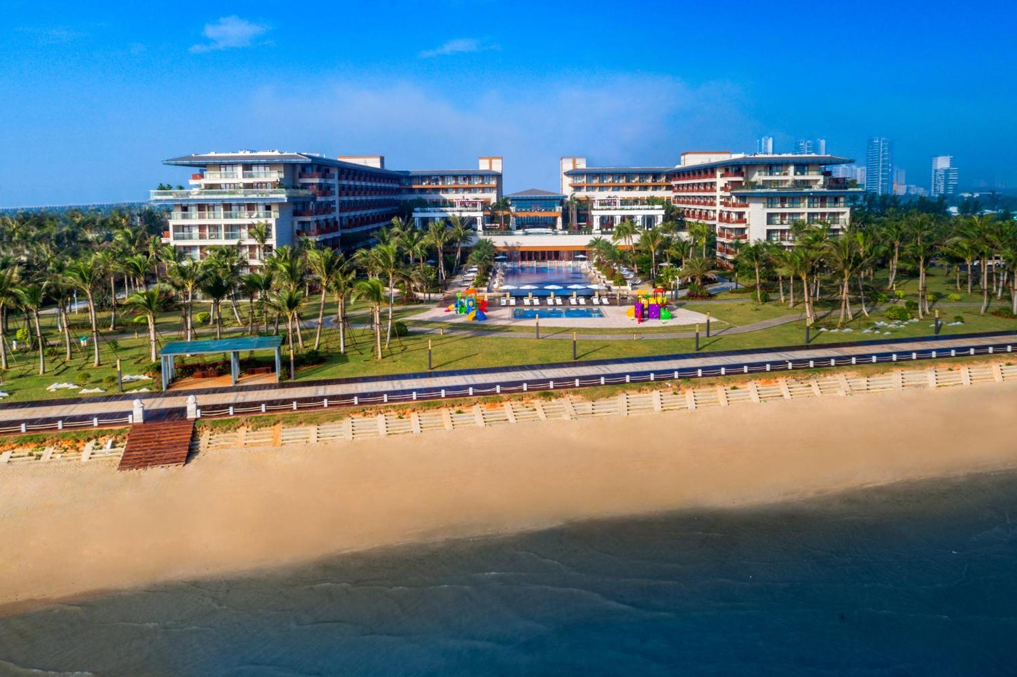 Wyndham Grand Plaza Royale Wenchang Экстерьер фото