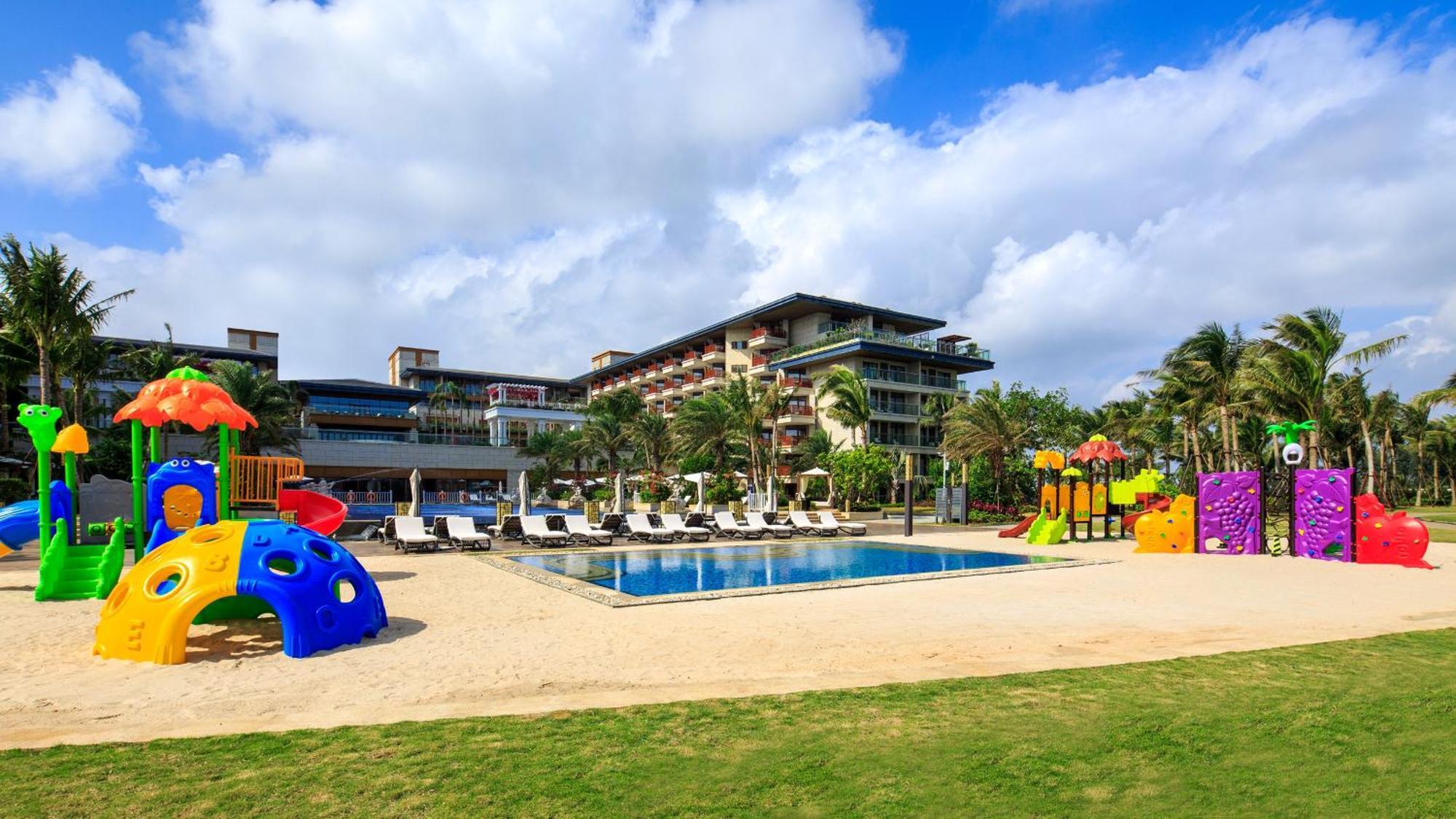 Wyndham Grand Plaza Royale Wenchang Экстерьер фото