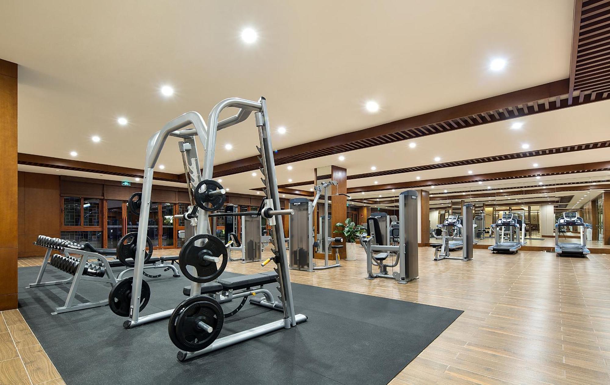 Wyndham Grand Plaza Royale Wenchang Экстерьер фото